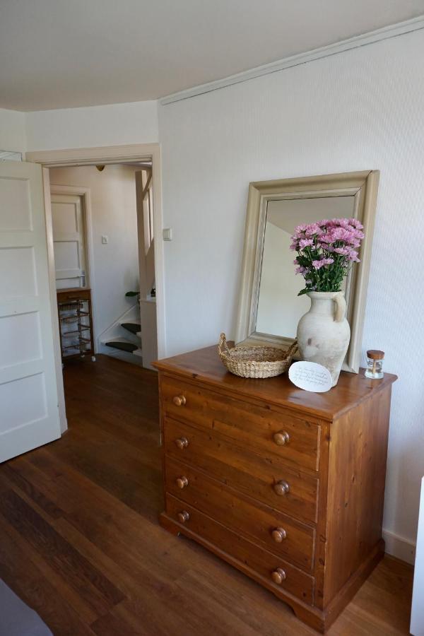 Perfectly Located Private Room Oaks And Beeches Sassenheim Bagian luar foto
